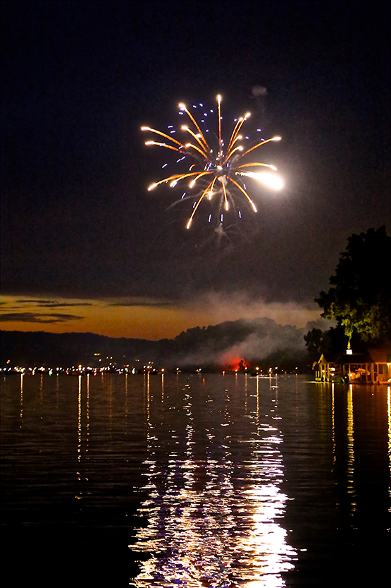 Apple Valey Lake Fireworks Photo by Sam Miller